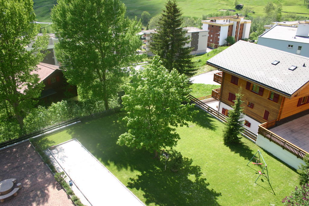 Alfa Appartements Superior Leukerbad Zimmer foto
